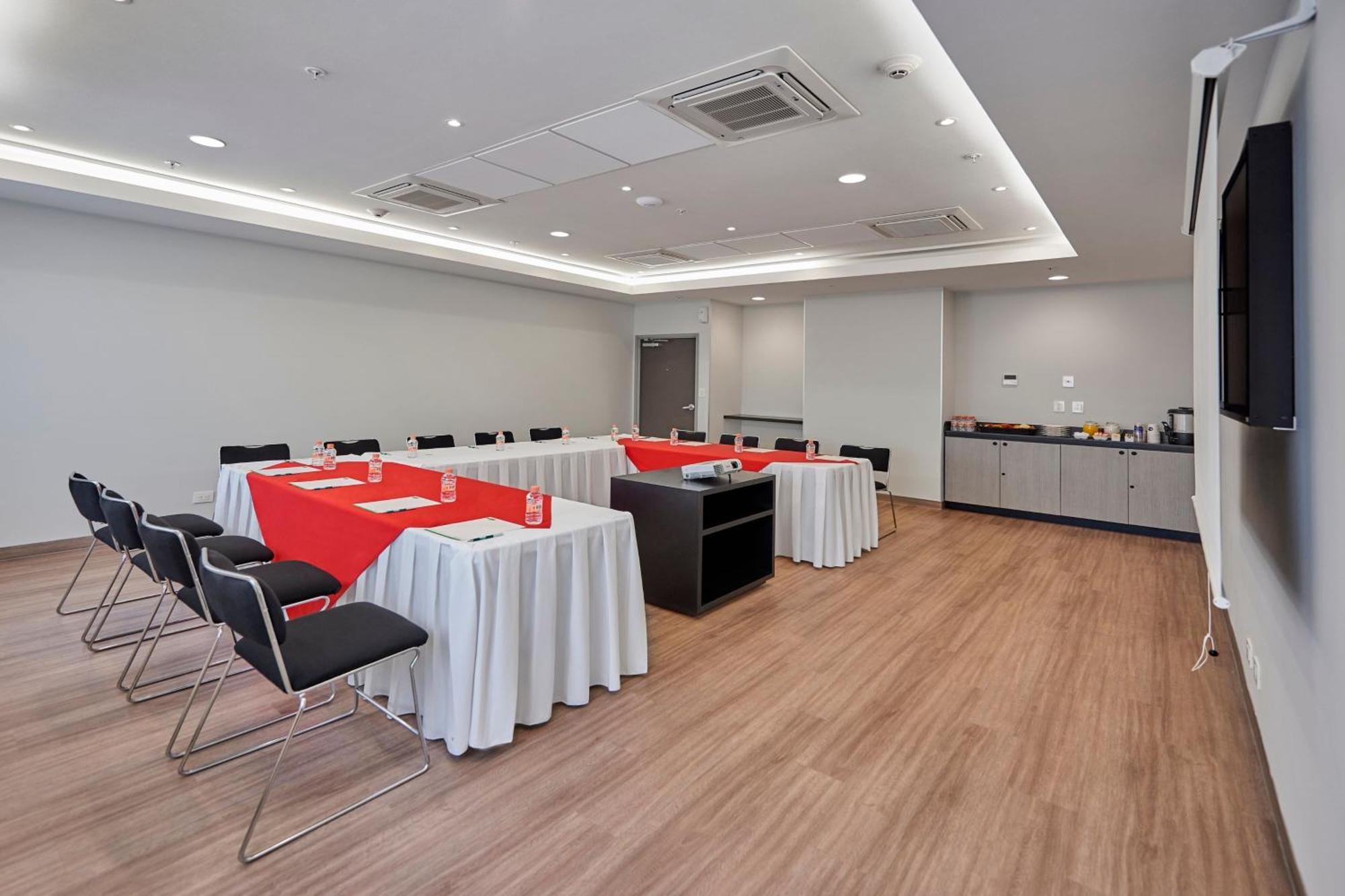 City Express Junior By Marriott Bogota Aeropuerto Exterior foto